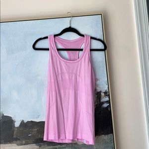 Lululemon Swiftly Tech tank